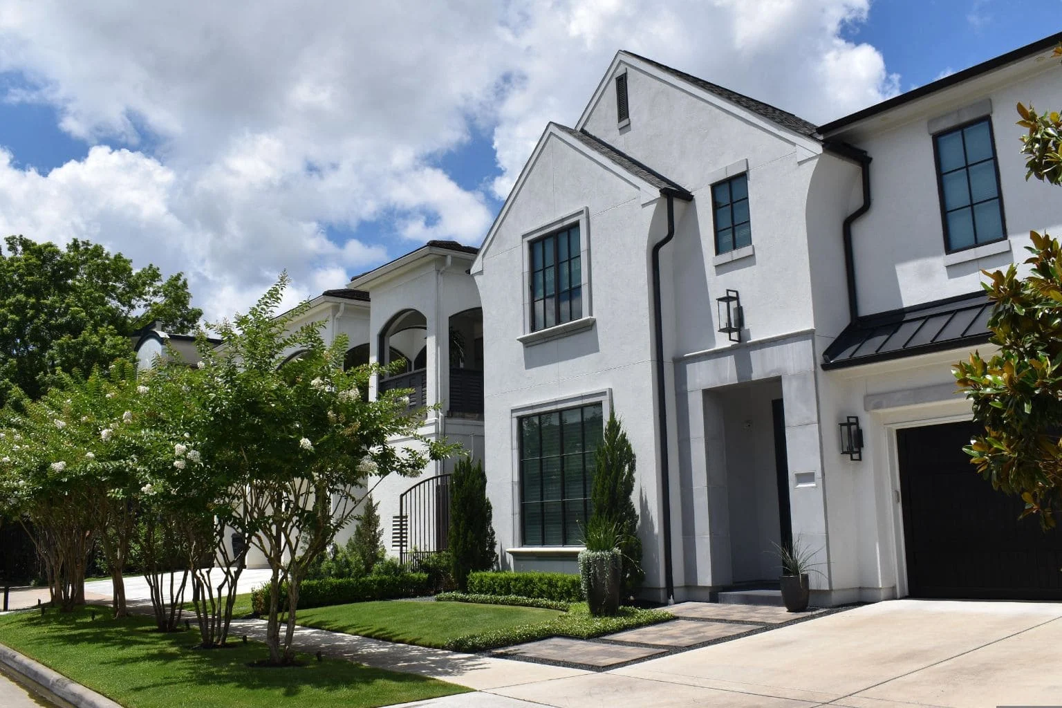 Best Luxury Homes in Clayton luxury houses in quiet neighborhood