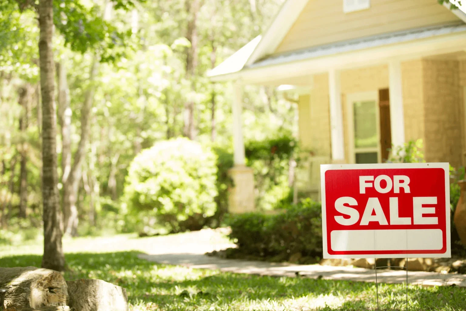 Common First-Time Homebuyer Mistakes in Walnut Creek For sale sign in front of home in Walnut Creek neighborhood